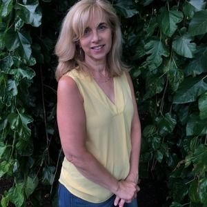 Meet your Posher, Pam